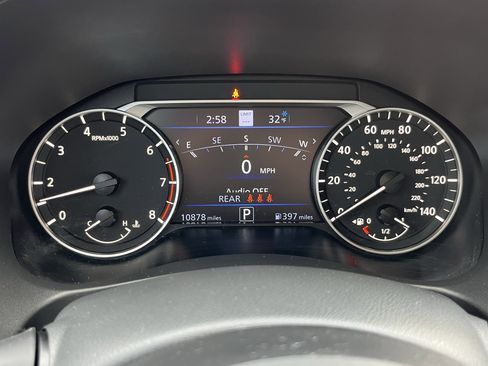 Used 2024 Nissan Altima 2.5 SV w/ SV Premium Package image 20