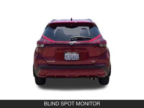 Used 2023 Nissan Kicks SR FWD image 8