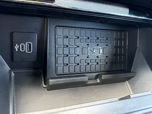 Used 2025 Ford F150 Raptor AWD/4WD image 22