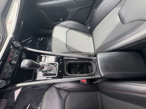 Used 2025 Jeep Compass Trailhawk AWD/4WD image 41