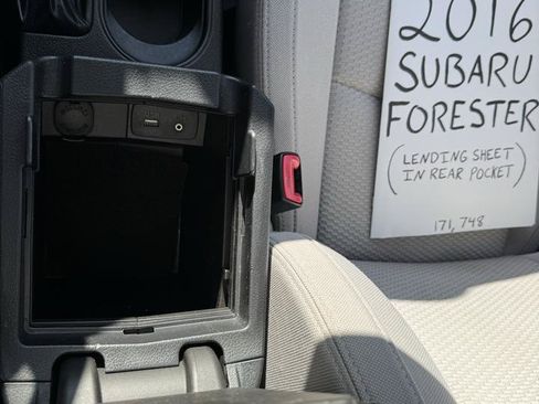 Used 2016 Subaru Forester 2.5i w/ Alloy Wheel Package AWD/4WD image 13