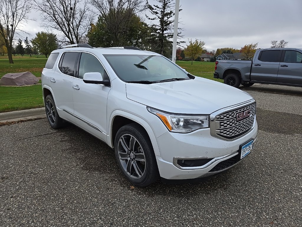 Used 2019 GMC Acadia Denali AWD/4WD image 4