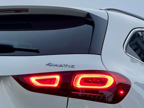 Certified 2023 Mercedes-Benz GLA 250 4MATIC image 14