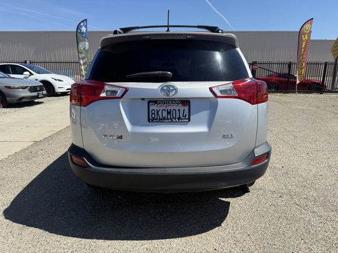 Used 2015 Toyota RAV4 XLE image 5