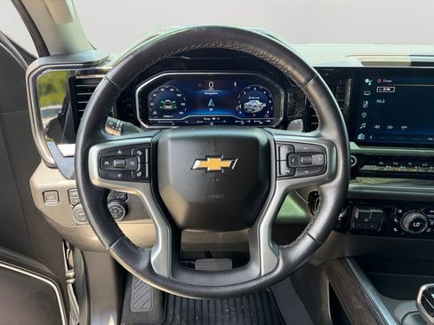 Used 2023 Chevrolet Silverado 1500 LTZ w/ LTZ Premium Package AWD/4WD image 19