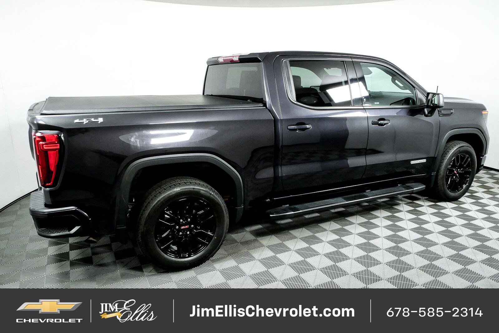 Used 2022 GMC Sierra 1500 Elevation AWD/4WD image 2