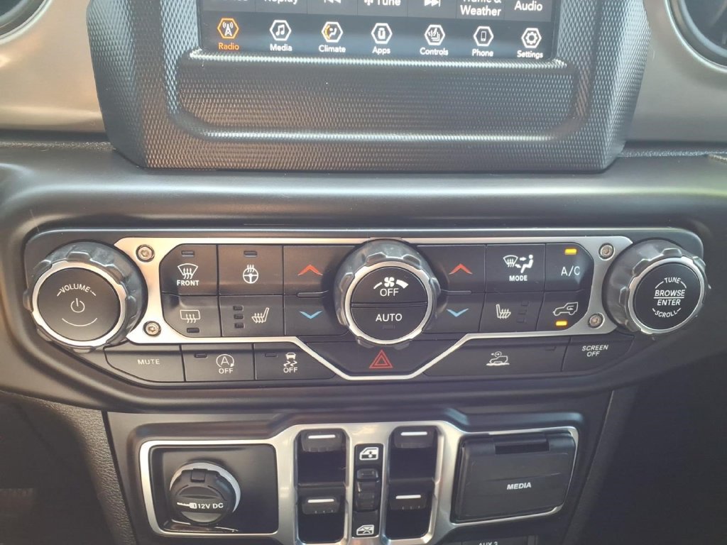 Used 2020 Jeep Gladiator Sport w/ Quick Order Package 24S AWD/4WD image 22