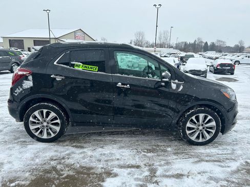 Used 2019 Buick Encore Preferred FWD image 4
