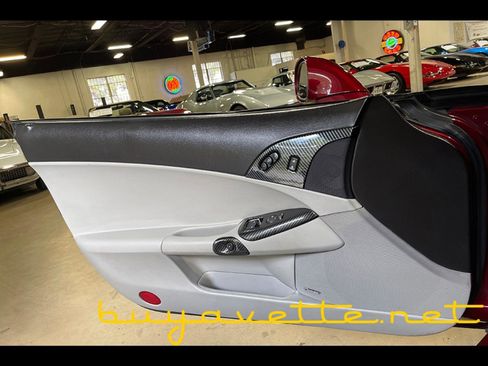 Used 2007 Chevrolet Corvette Coupe w/ Preferred Equipment Group image 19