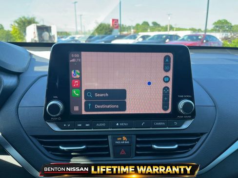 Used 2020 Nissan Altima 2.5 S FWD image 17