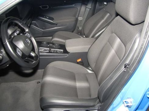 Certified 2023 Honda Civic Sport image 9