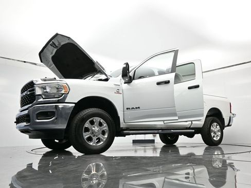 Used 2024 RAM 2500 Big Horn image 47