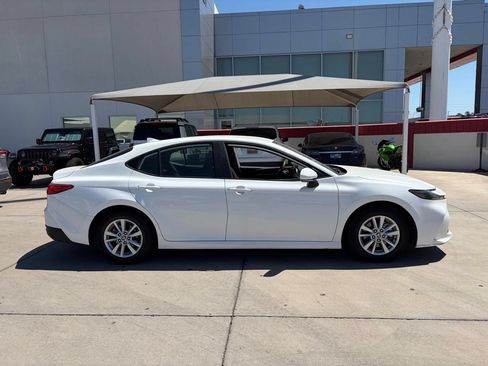 Used 2025 Toyota Camry LE w/ Convenience Package FWD image 3
