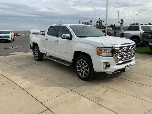 Used 2021 GMC Canyon Denali image 3