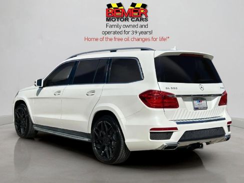 Used 2014 Mercedes-Benz GL 550 4MATIC image 3