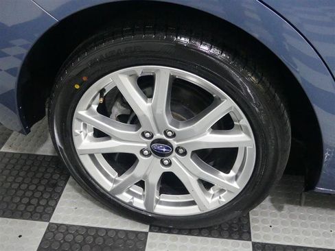 Used 2018 Subaru Impreza 2.0i Limited w/ 50th Anniversary Edition AWD/4WD image 17