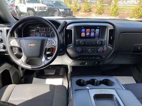 Used 2017 Chevrolet Silverado 1500 LT w/ Max Trailering Package AWD/4WD image 7