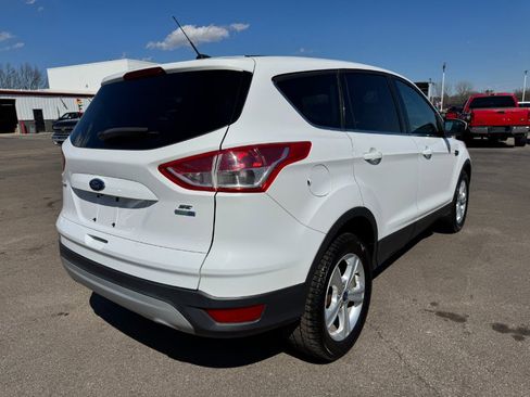 Used 2015 Ford Escape SE image 5