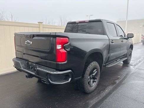 Used 2023 Chevrolet Silverado 1500 LT Trail Boss w/ LT Trail Boss Premium Package image 3