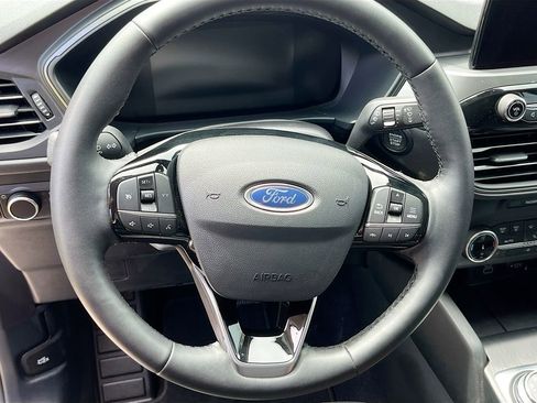 Used 2025 Ford Escape Active w/ Cold Weather Package FWD image 11