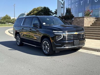 Used 2025 Chevrolet Suburban LT w/ Comfort Package