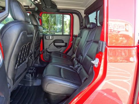 Used 2021 Jeep Gladiator Mojave w/ Auxiliary Switch Group AWD/4WD image 13
