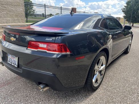 Used 2015 Chevrolet Camaro SS RWD image 7