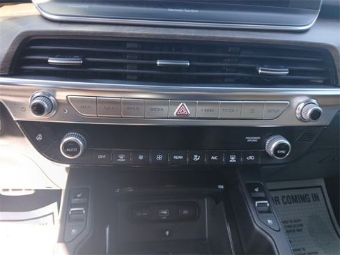 Used 2022 Kia Telluride SX w/ Nightfall Edition Package image 22