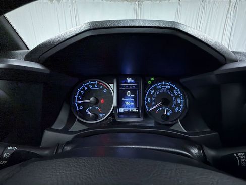 Certified 2023 Toyota Tacoma TRD Off-Road AWD/4WD image 15