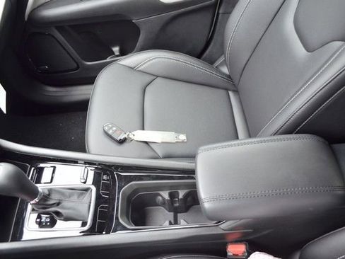 New 2026 Jeep Compass Limited w/ Sun, Sound & Navigation Group image 21