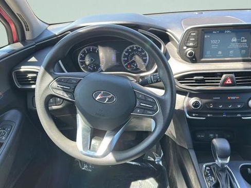 Used 2020 Hyundai Santa Fe SE AWD/4WD image 13