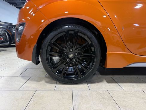 Used 2016 Hyundai Veloster Turbo image 29