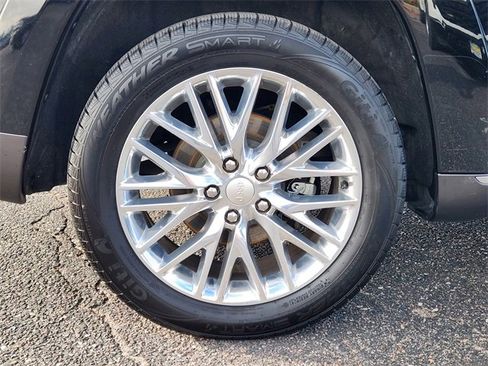 Used 2018 Jeep Grand Cherokee Summit image 15