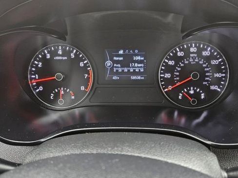 Used 2018 Kia Optima S w/ Panoramic Sunroof Package image 11