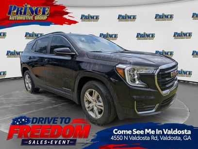 Used 2022 GMC Terrain SLE w/ Driver Convenience Package
