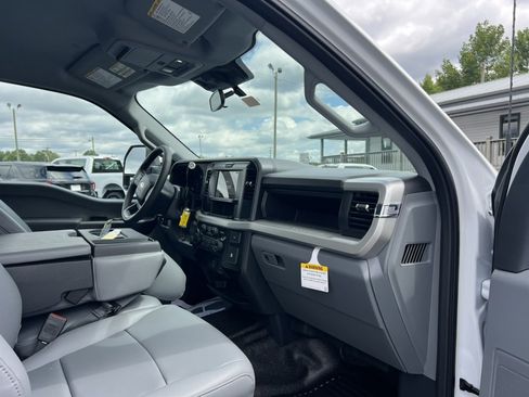 New 2025 Ford F450 XL w/ XL Chrome Package image 12