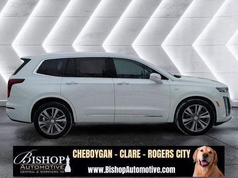 Used 2020 Cadillac XT6 Premium Luxury image 19