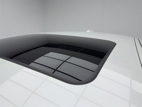 Used 2026 BMW 530i xDrive image 13