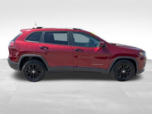 Used 2021 Jeep Cherokee Latitude FWD image 8
