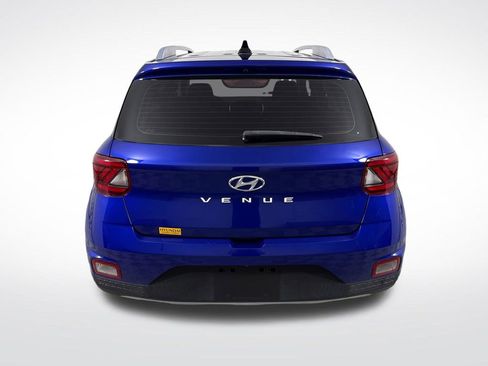 Used 2020 Hyundai Venue SEL w/ Convenience + Premium Package FWD image 5