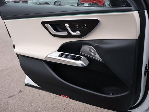 New 2026 Mercedes-Benz E 350 4MATIC Sedan image 38