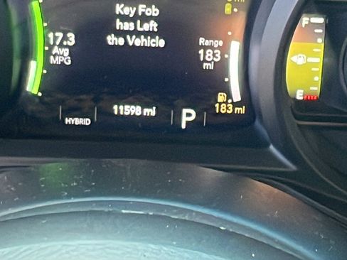 Used 2025 Jeep Wrangler Willys image 29