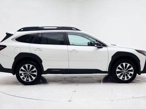 Used 2023 Subaru Outback Limited XT AWD/4WD image 3