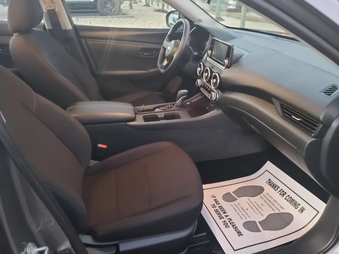 Used 2024 Nissan Sentra S image 29