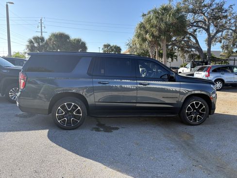 Used 2021 Chevrolet Suburban RST w/ Rear Media and Nav Package image 8