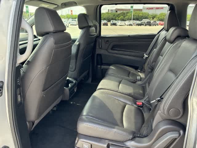 Used 2018 Honda Odyssey Touring image 21