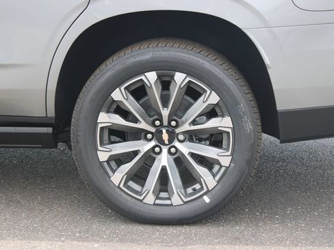 New 2026 Chevrolet Tahoe High Country AWD/4WD image 19