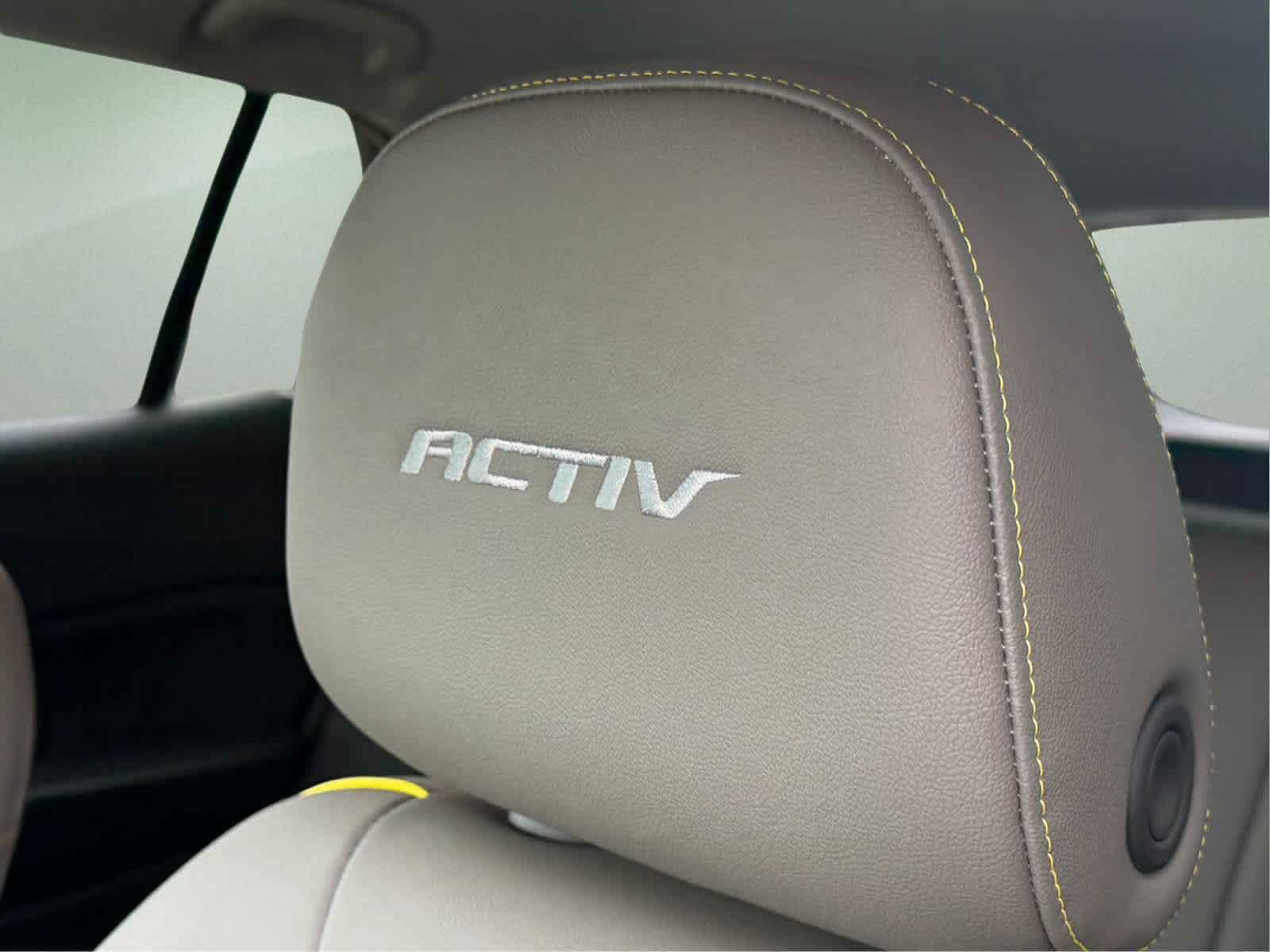 New 2026 Chevrolet Trax ACTIV w/ Driver Confidence Package FWD image 12