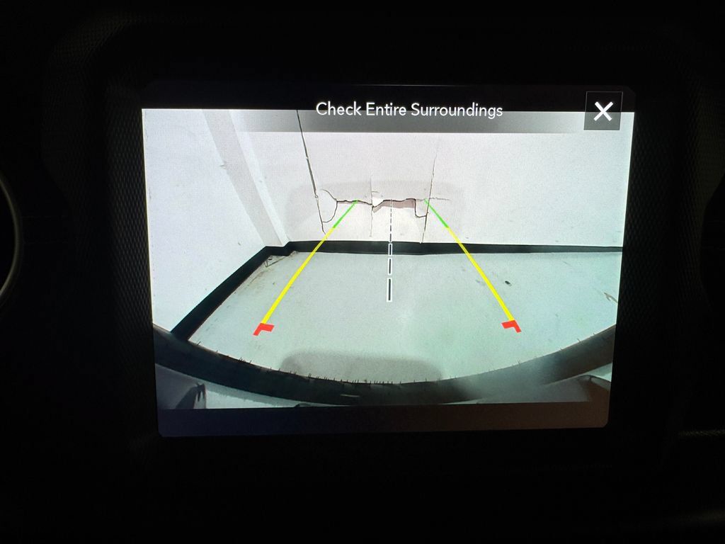 Used 2021 Jeep Wrangler Unlimited Sahara w/ Uconnect 4C Nav & Sound Group AWD/4WD image 10