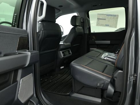 New 2026 Ford F250 Lariat w/ Black Appearance Package image 19